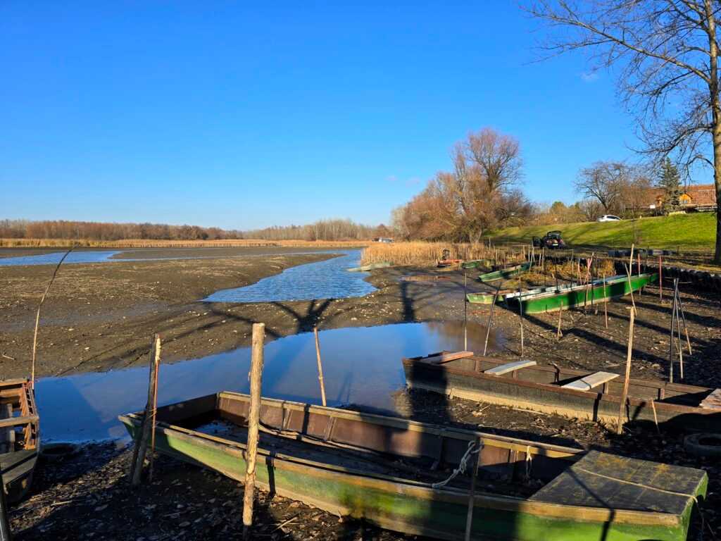 Meghökkentő felvételek a Tisza-tó rendkívül alacsony vízállásáról!